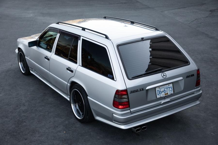  Mercedes-Benz 300 TE 4Matic (S124) 1993 года  (фото 3 из 89)